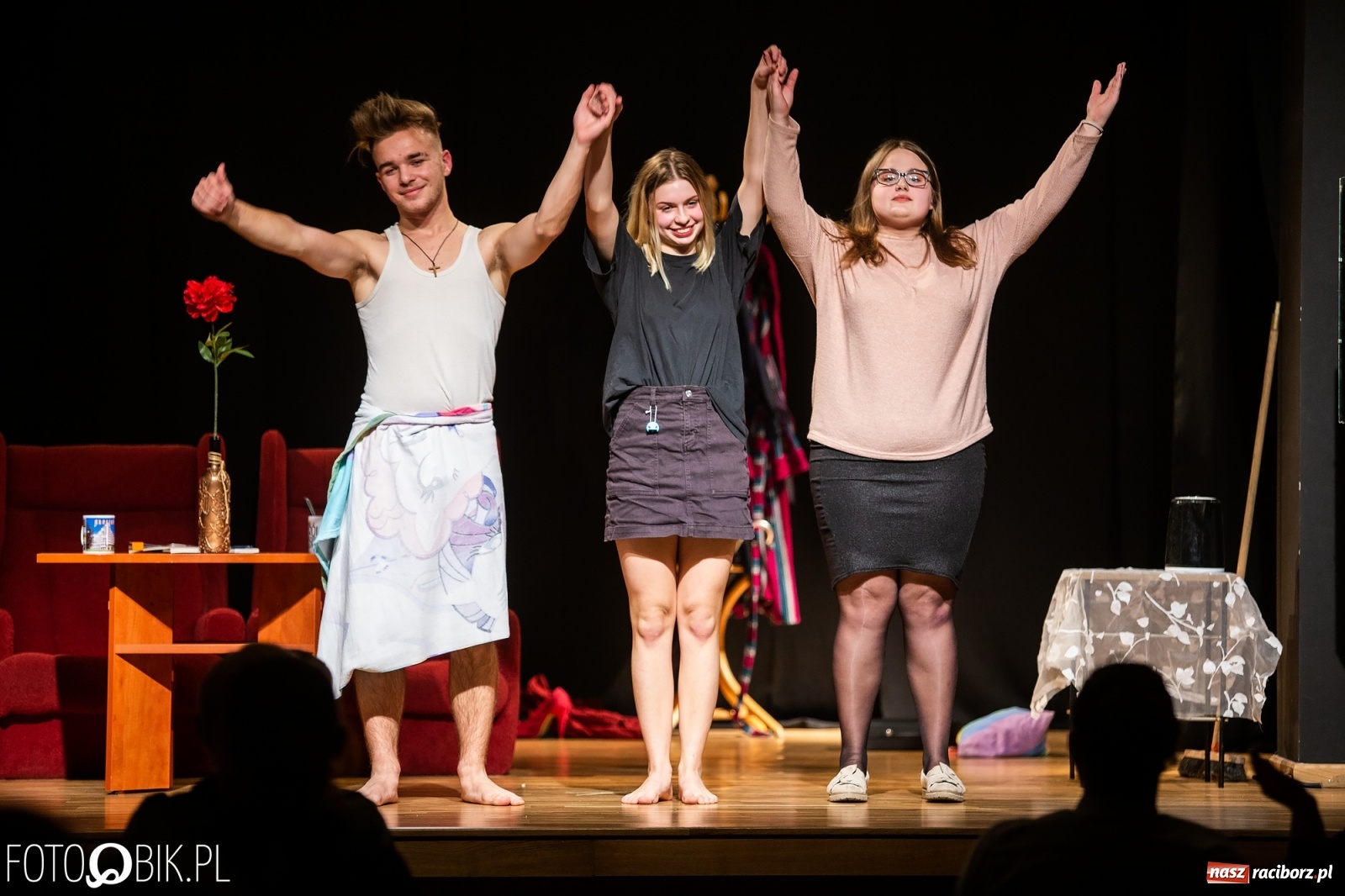 Zdjęcie w galerii na portalu naszraciborz.pl: Wieczór teatralny grupy Czwarta Ściana wiadomości z regionu