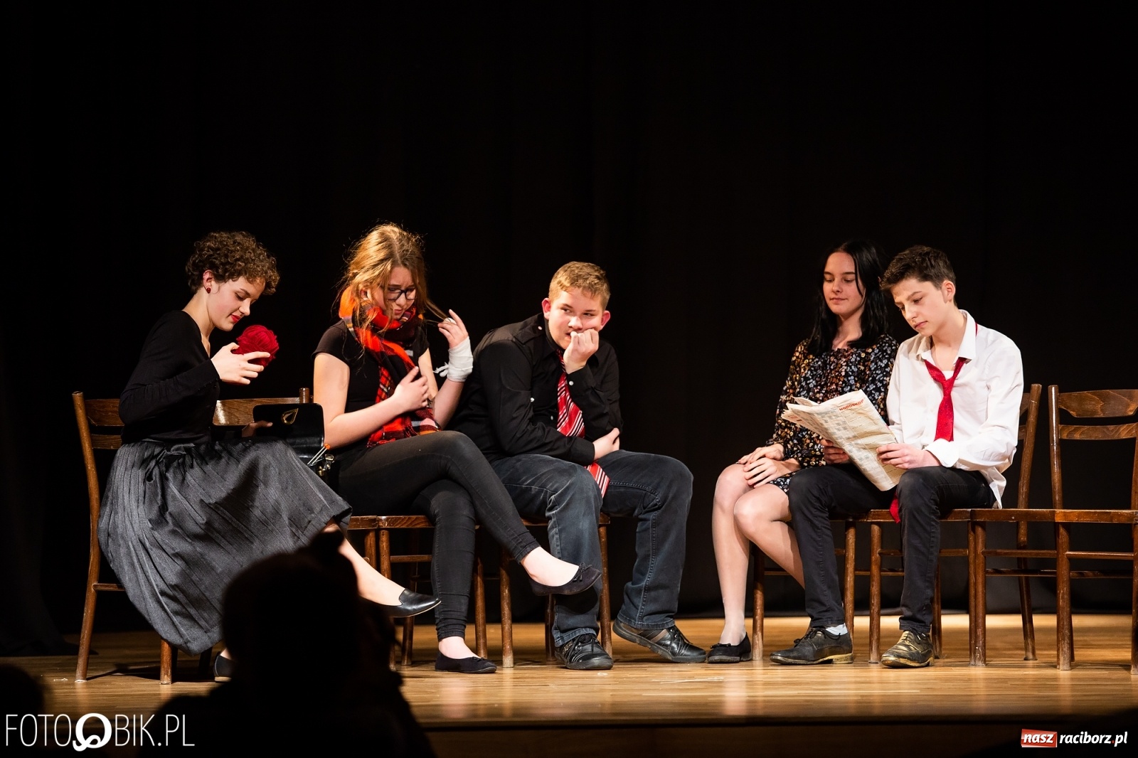 Zdjęcie w galerii na portalu naszraciborz.pl: Wieczór teatralny grupy Czwarta Ściana wiadomości z regionu