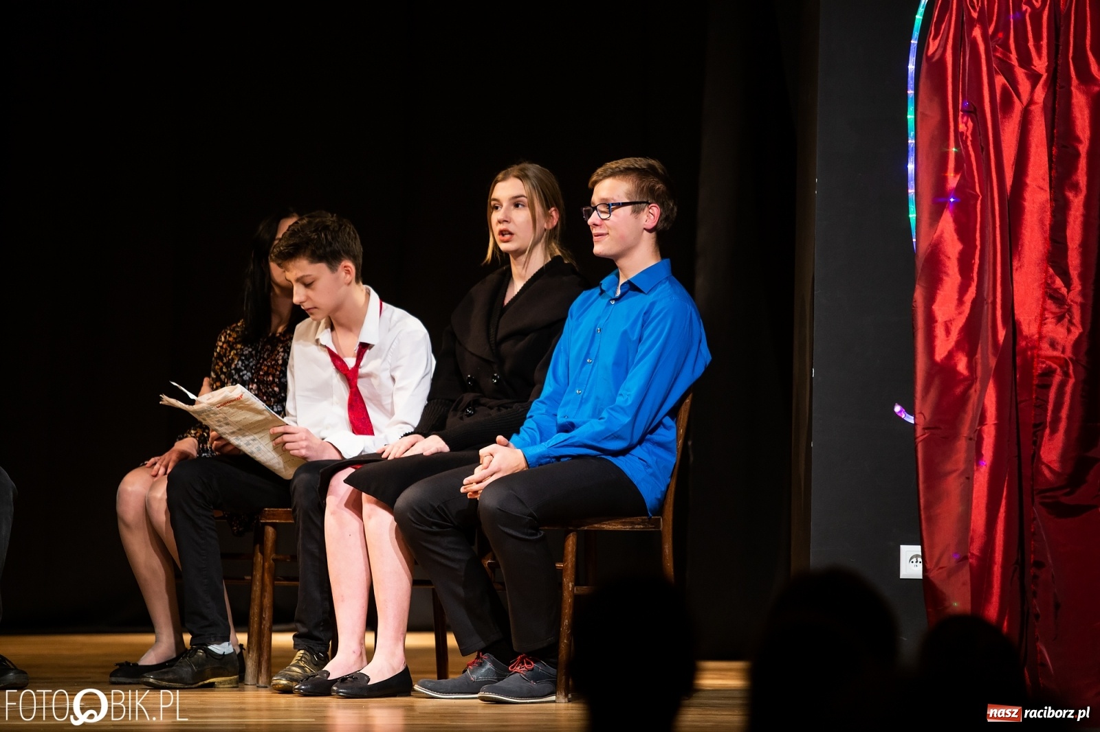 Zdjęcie w galerii na portalu naszraciborz.pl: Wieczór teatralny grupy Czwarta Ściana wiadomości z regionu