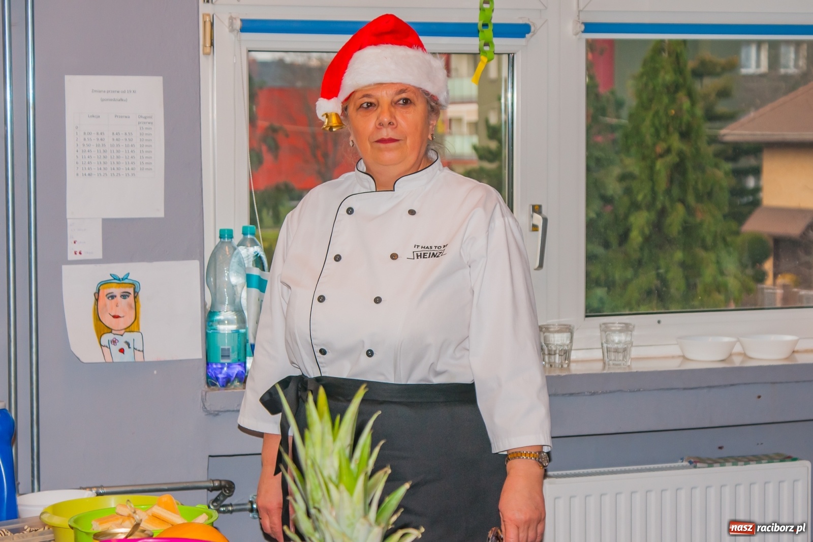 Zdjęcie w galerii na portalu naszraciborz.pl: Pysznie, zdrowo i kolorowo. Mikołajkowe warsztaty kulinarne w SP 1 [FOTO] wiadomości z regionu