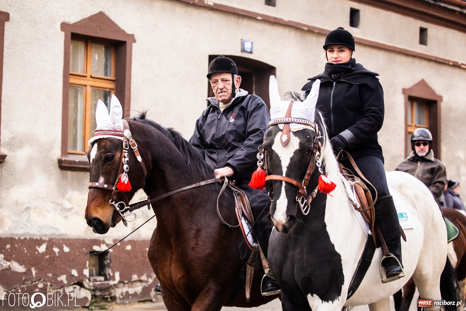 Zdjęcie w galerii na portalu naszraciborz.pl: W Krzanowicach przeszła dziś procesja konna na św. Mikołaja wiadomości z regionu