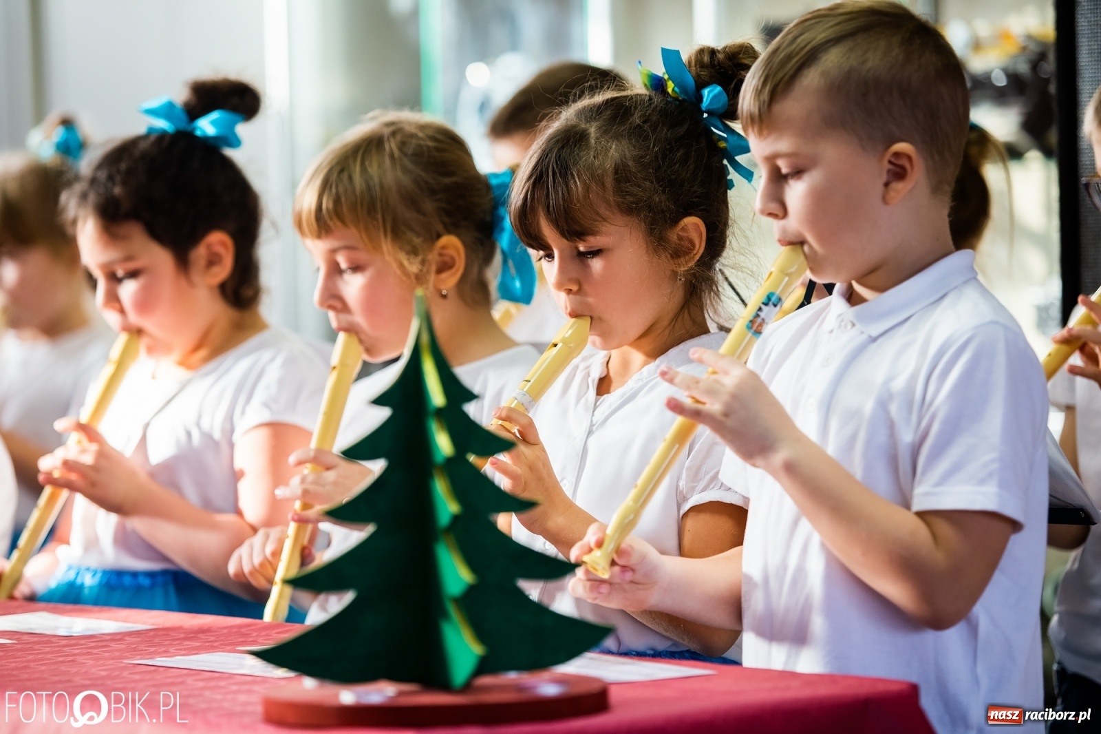 Zdjęcie w galerii na portalu naszraciborz.pl: W Strefie odbył się konkurs Mistrz Fletu wiadomości z regionu