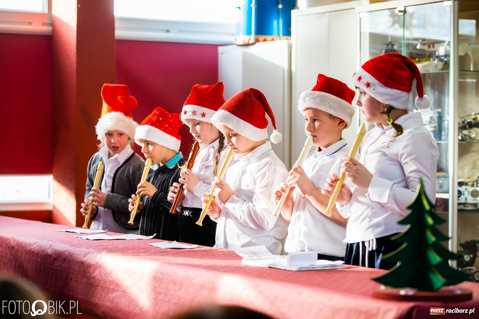 Zdjęcie w galerii na portalu naszraciborz.pl: W Strefie odbył się konkurs Mistrz Fletu wiadomości z regionu