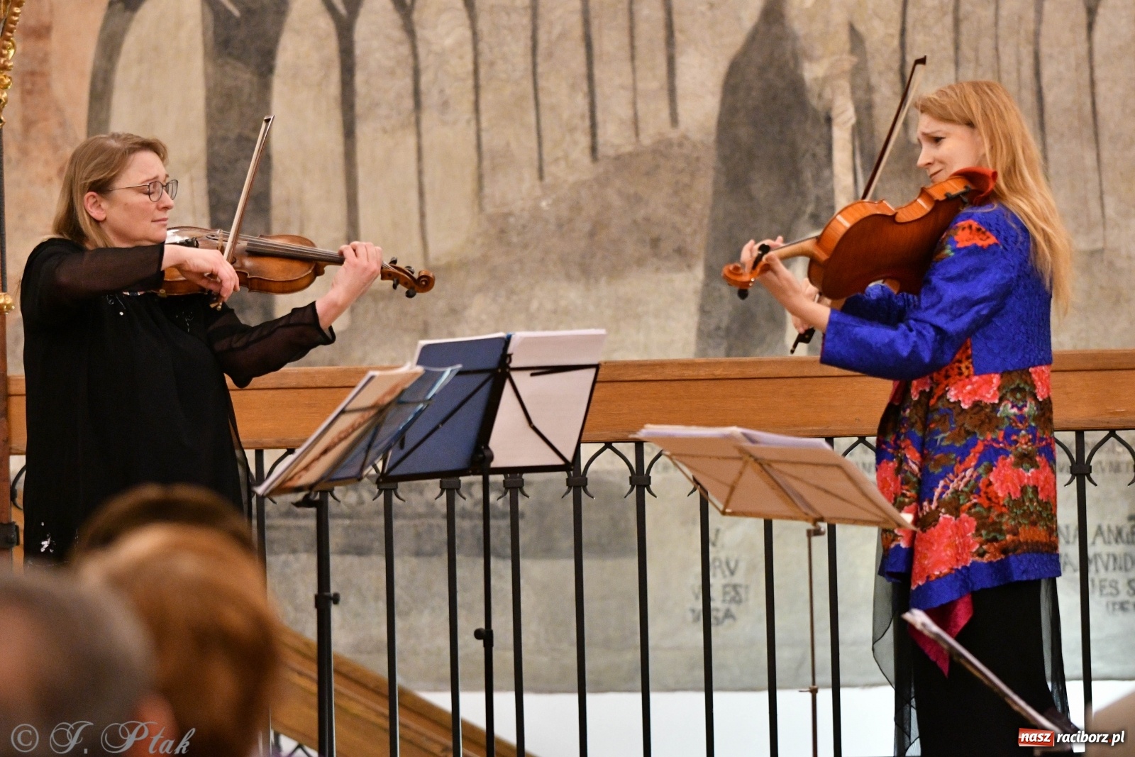 Zdjęcie w galerii na portalu naszraciborz.pl: Kameralna podróż w świat przebojowej klasyki  wiadomości z regionu