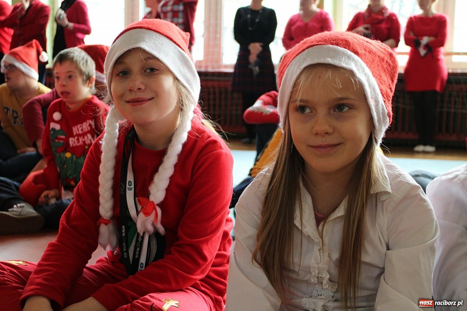 Zdjęcie w galerii na portalu naszraciborz.pl: Nadzwyczajne mikołajki w Zespole Szkół Specjalnych  wiadomości z regionu