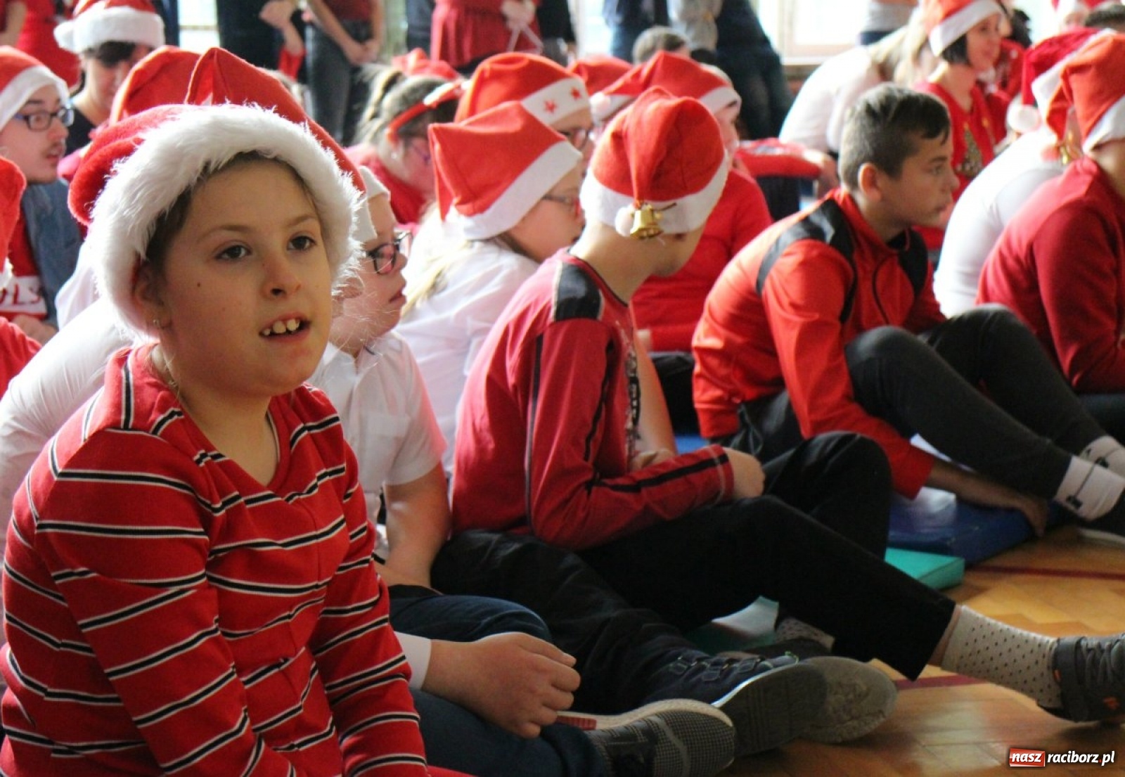 Zdjęcie w galerii na portalu naszraciborz.pl: Nadzwyczajne mikołajki w Zespole Szkół Specjalnych  wiadomości z regionu