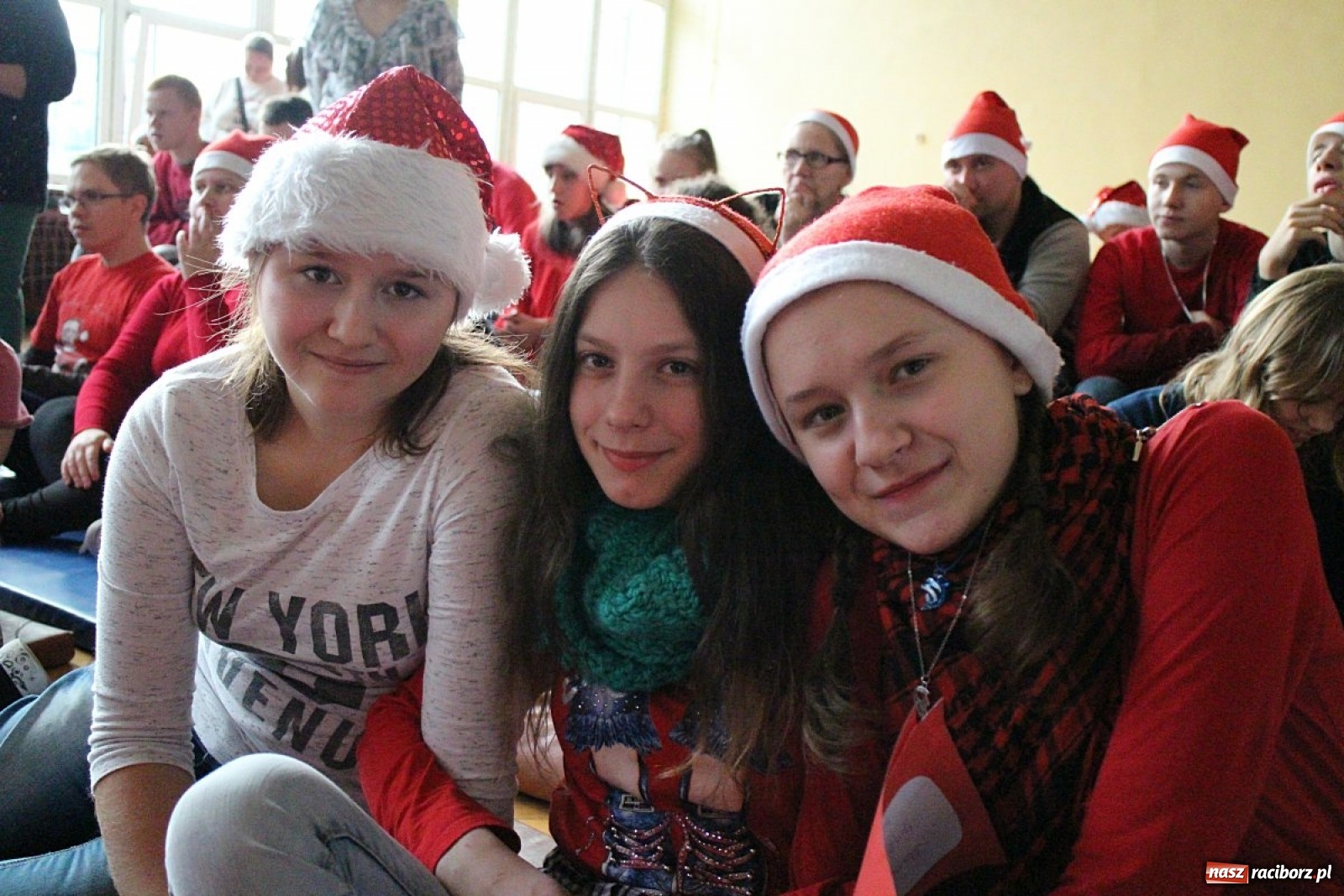 Zdjęcie w galerii na portalu naszraciborz.pl: Nadzwyczajne mikołajki w Zespole Szkół Specjalnych  wiadomości z regionu