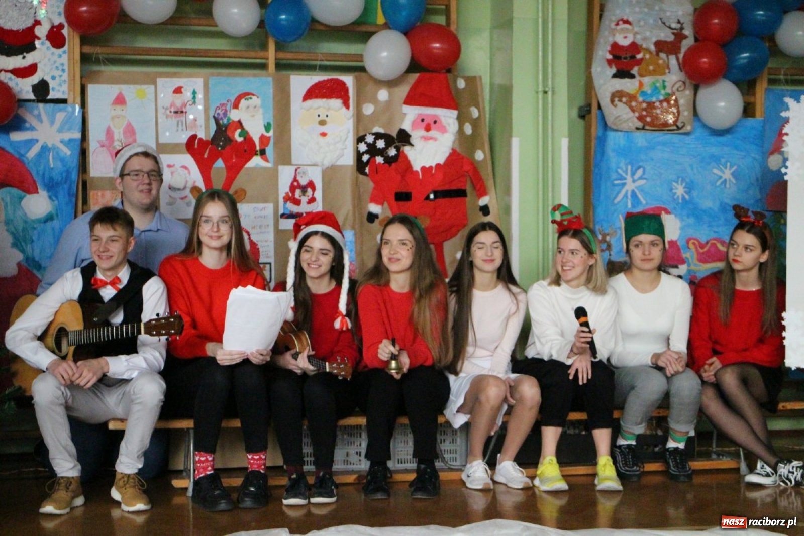 Zdjęcie w galerii na portalu naszraciborz.pl: Nadzwyczajne mikołajki w Zespole Szkół Specjalnych  wiadomości z regionu