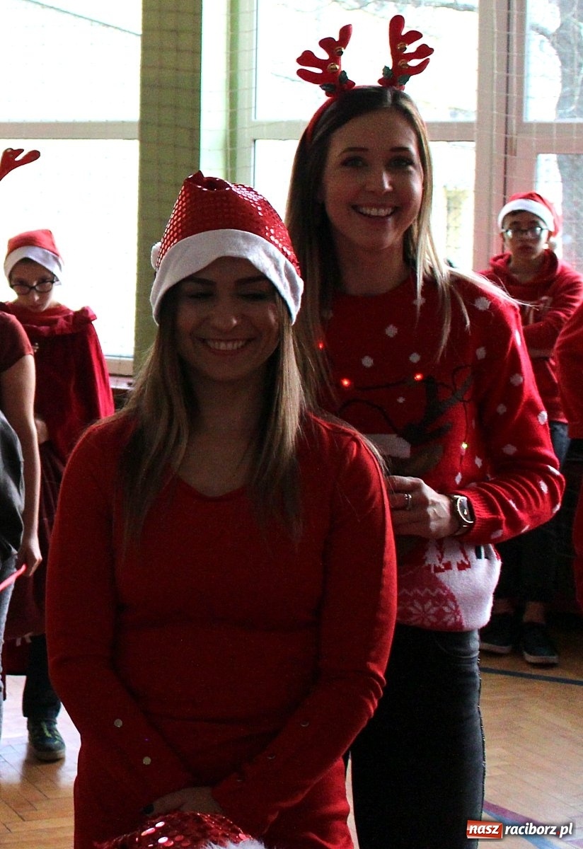 Zdjęcie w galerii na portalu naszraciborz.pl: Nadzwyczajne mikołajki w Zespole Szkół Specjalnych  wiadomości z regionu