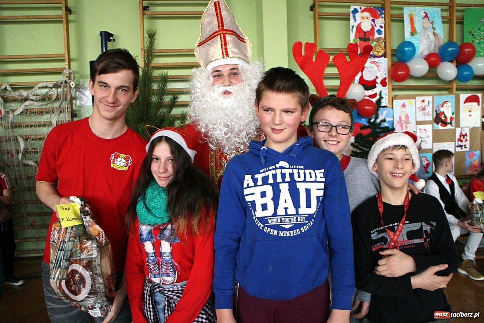 Zdjęcie w galerii na portalu naszraciborz.pl: Nadzwyczajne mikołajki w Zespole Szkół Specjalnych  wiadomości z regionu