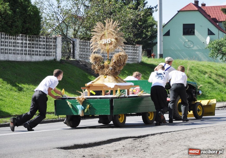 Zdjęcie w galerii na portalu naszraciborz.pl: Dożynki w Bolesławiu i Roszkowie wiadomości z regionu