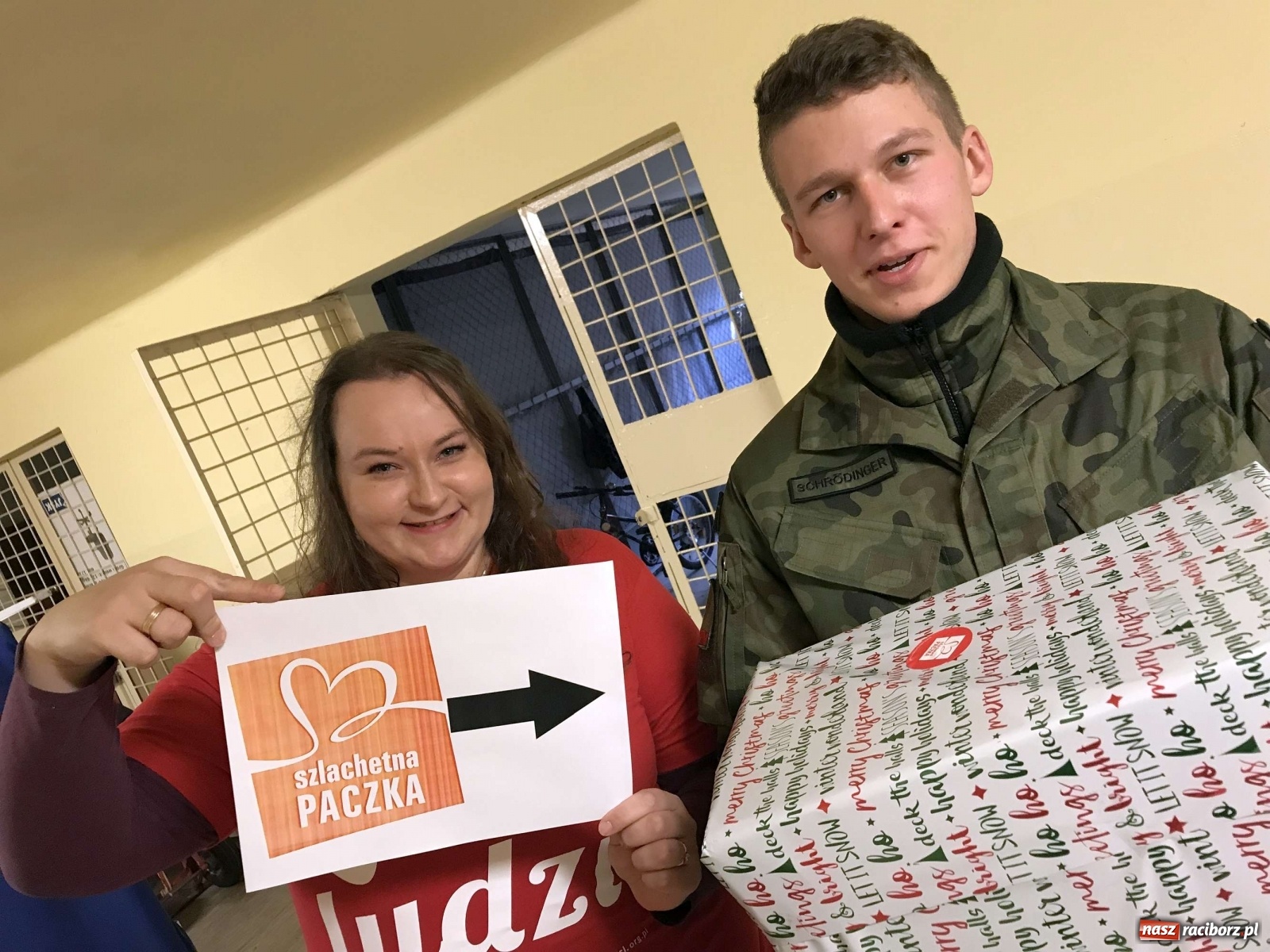 Zdjęcie w galerii na portalu naszraciborz.pl: Szlachetna Paczka pomaga dziś również w Raciborzu  wiadomości z regionu