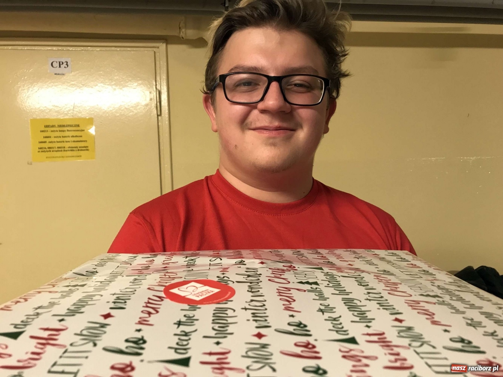 Zdjęcie w galerii na portalu naszraciborz.pl: Szlachetna Paczka pomaga dziś również w Raciborzu  wiadomości z regionu