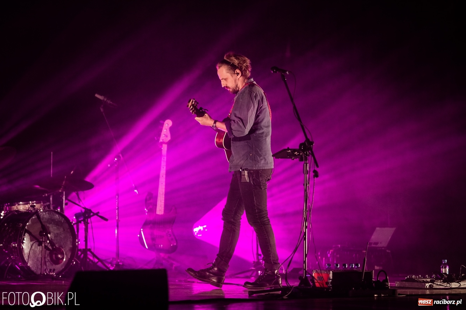 Zdjęcie w galerii na portalu naszraciborz.pl: Paweł Domagała zagrał w Raciborskim Centrum Kultury wiadomości z regionu