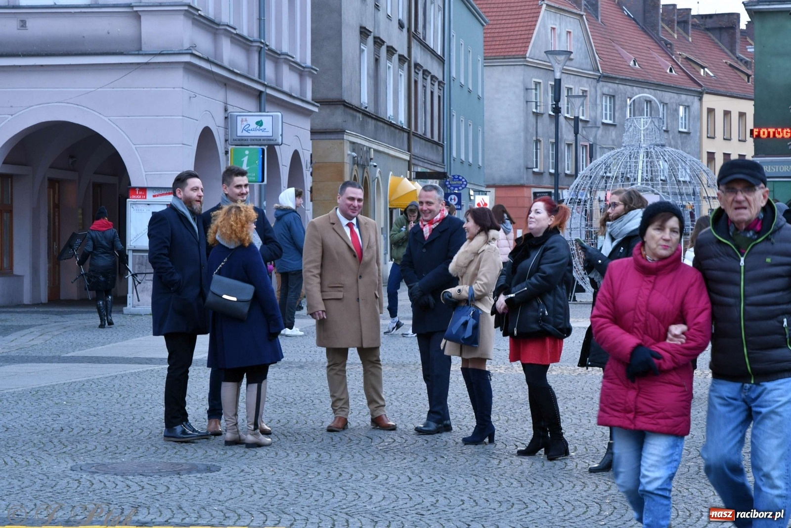 Zdjęcie w galerii na portalu naszraciborz.pl: Sobotni jarmark bożonarodzeniowy w Raciborzu [FOTO]  wiadomości z regionu