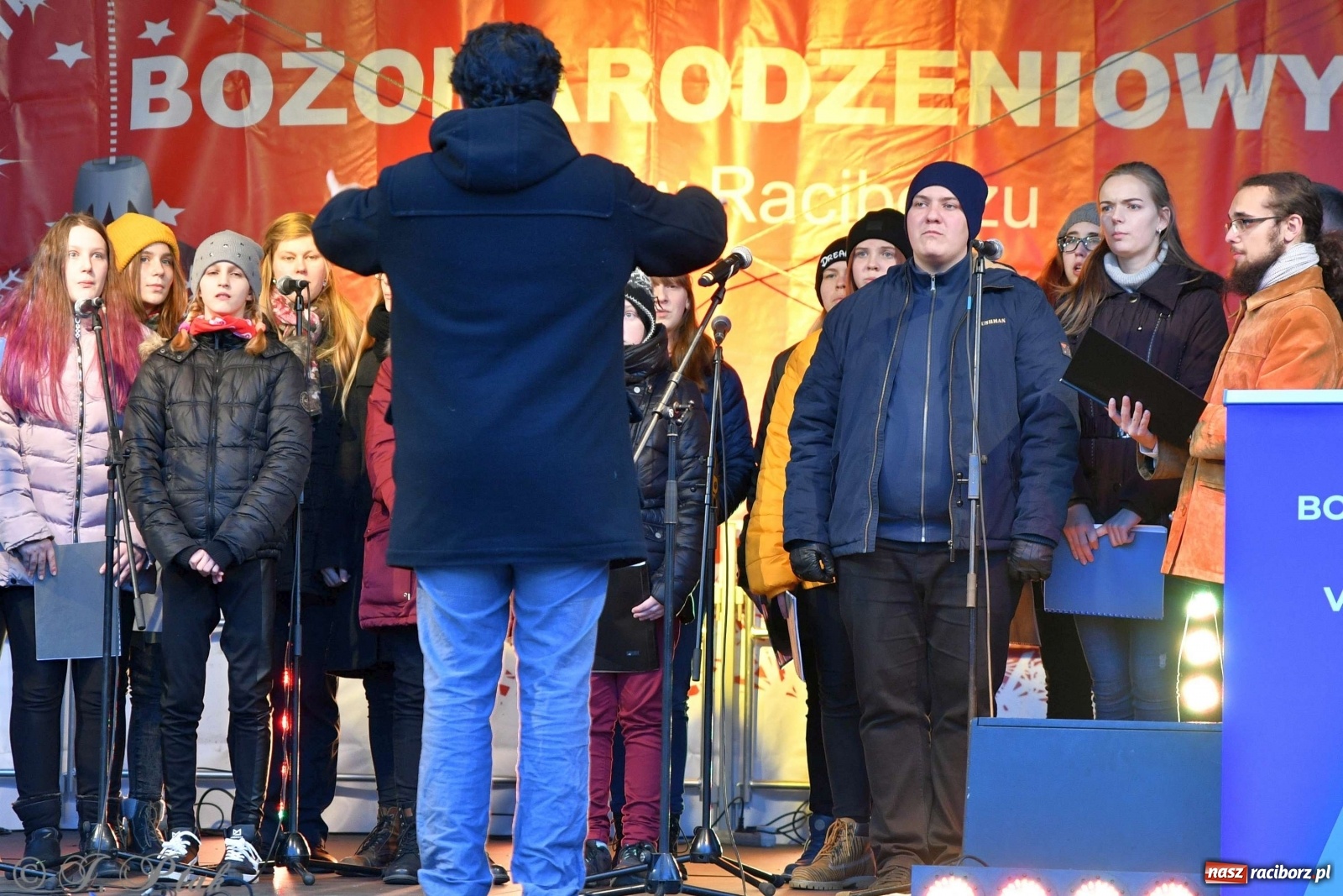 Zdjęcie w galerii na portalu naszraciborz.pl: Sobotni jarmark bożonarodzeniowy w Raciborzu [FOTO]  wiadomości z regionu