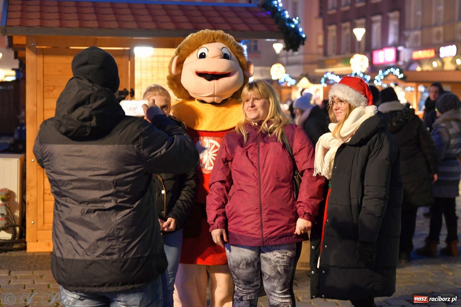 Zdjęcie w galerii na portalu naszraciborz.pl: Sobotni jarmark bożonarodzeniowy w Raciborzu [FOTO]  wiadomości z regionu