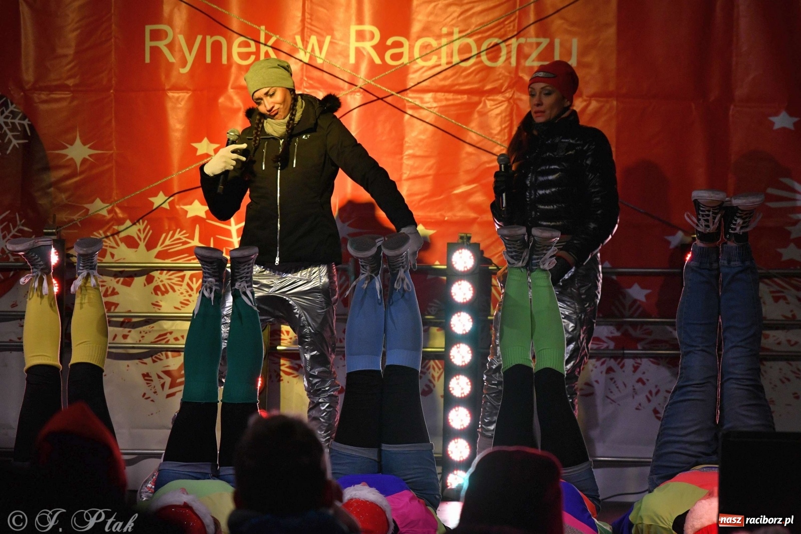 Zdjęcie w galerii na portalu naszraciborz.pl: Sobotni jarmark bożonarodzeniowy w Raciborzu [FOTO]  wiadomości z regionu