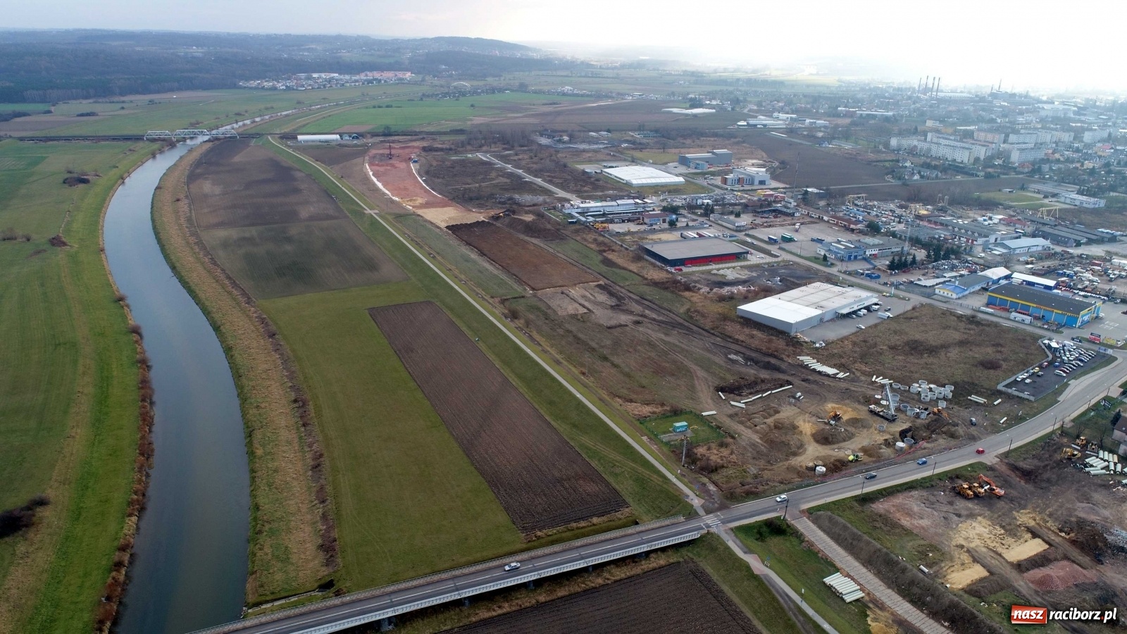 Zdjęcie w galerii na portalu naszraciborz.pl: Wschodnia obwodnica Raciborza. Najnowszy raport z budowy [FOTO i WIDEO] wiadomości z regionu