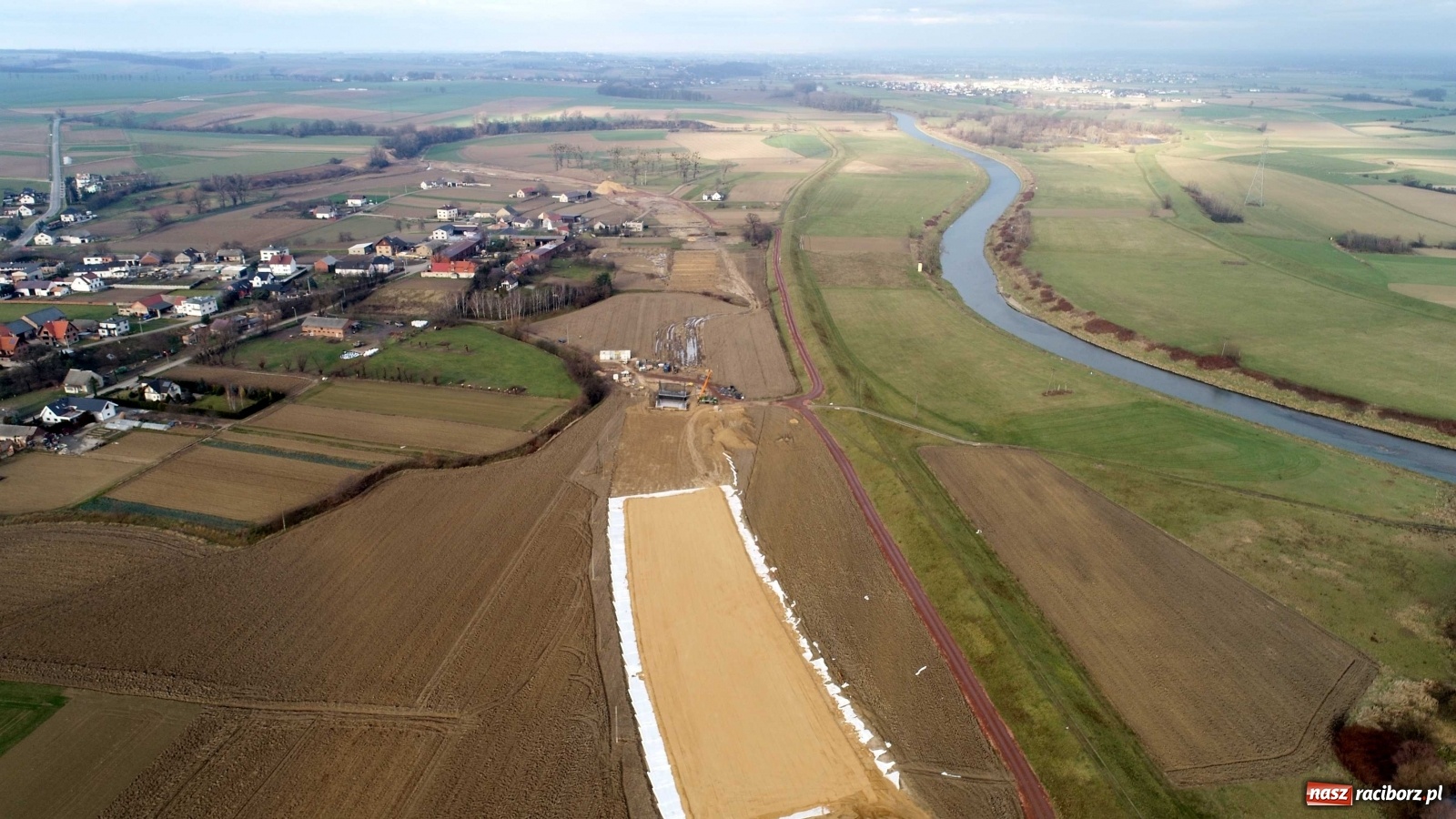 Zdjęcie w galerii na portalu naszraciborz.pl: Wschodnia obwodnica Raciborza. Najnowszy raport z budowy [FOTO i WIDEO] wiadomości z regionu