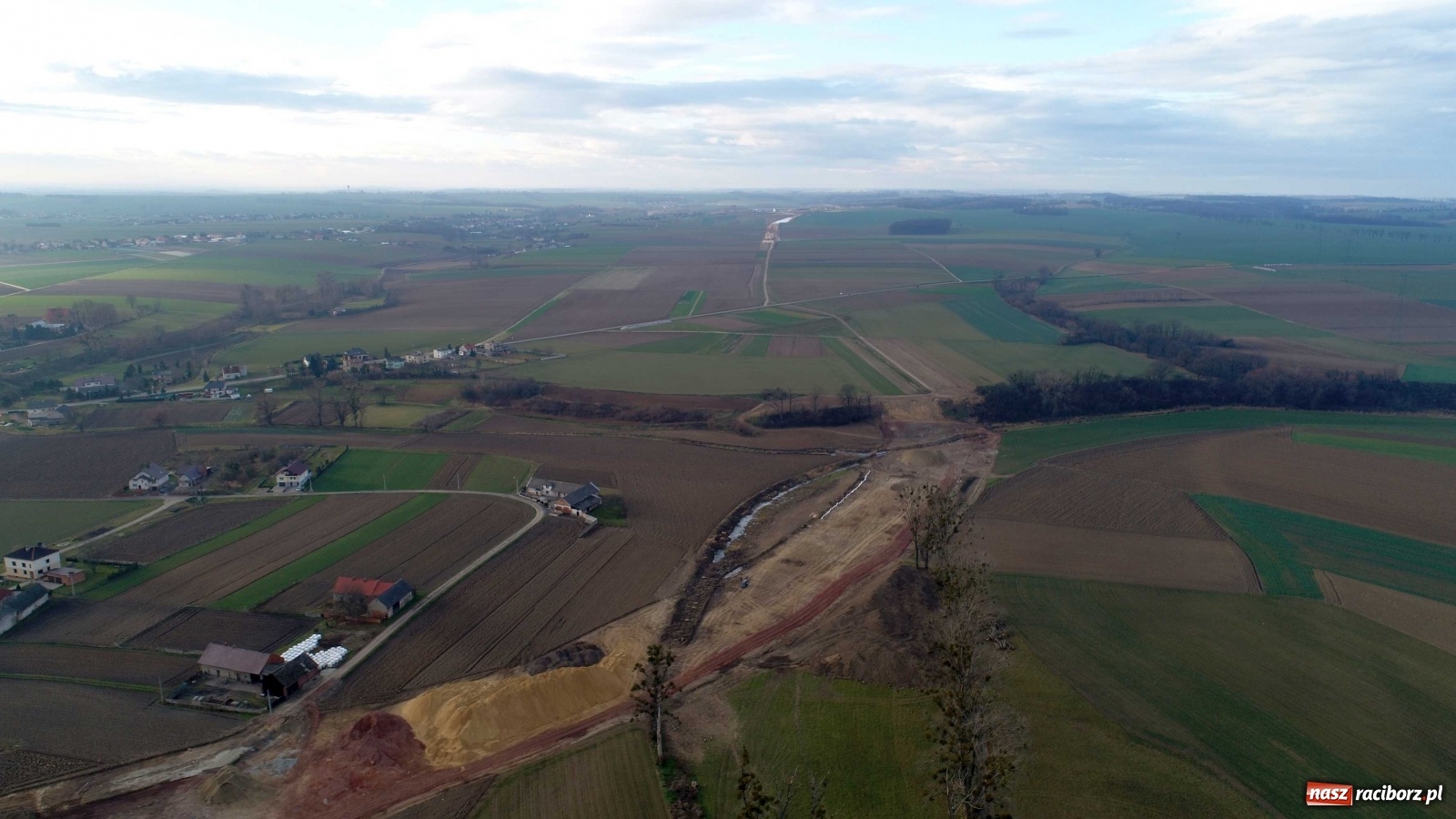Zdjęcie w galerii na portalu naszraciborz.pl: Wschodnia obwodnica Raciborza. Najnowszy raport z budowy [FOTO i WIDEO] wiadomości z regionu
