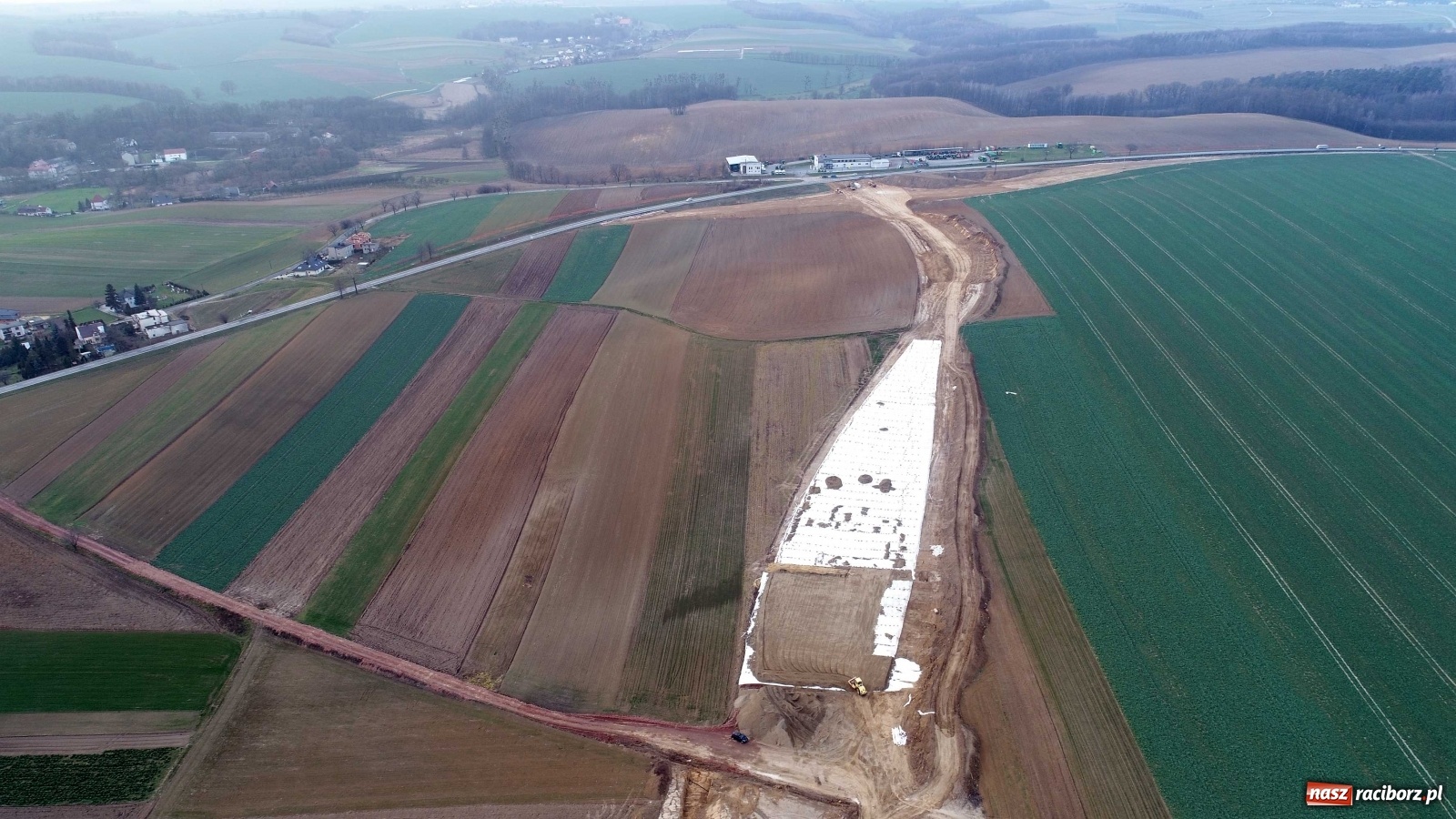 Zdjęcie w galerii na portalu naszraciborz.pl: Wschodnia obwodnica Raciborza. Najnowszy raport z budowy [FOTO i WIDEO] wiadomości z regionu
