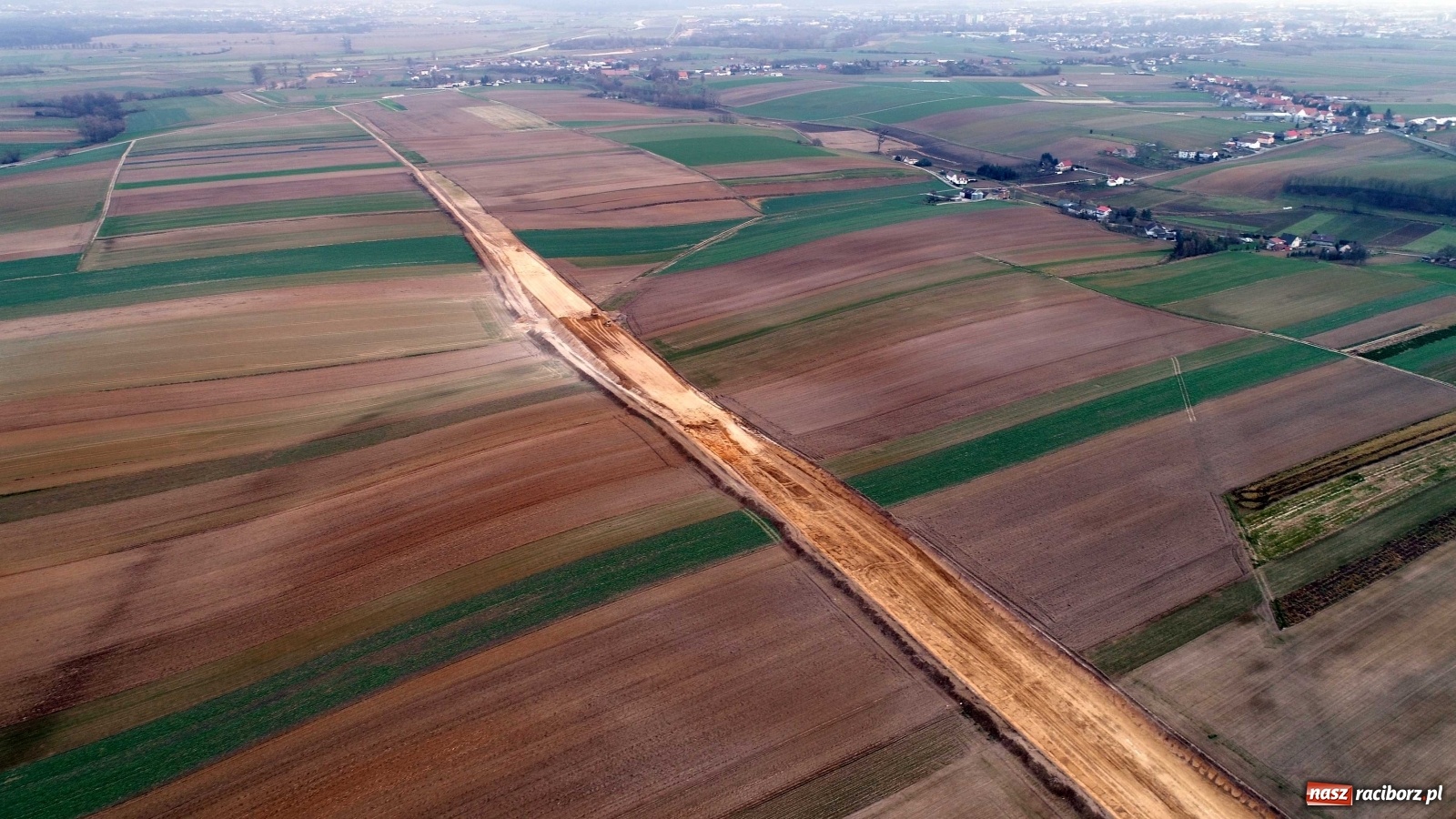 Zdjęcie w galerii na portalu naszraciborz.pl: Wschodnia obwodnica Raciborza. Najnowszy raport z budowy [FOTO i WIDEO] wiadomości z regionu