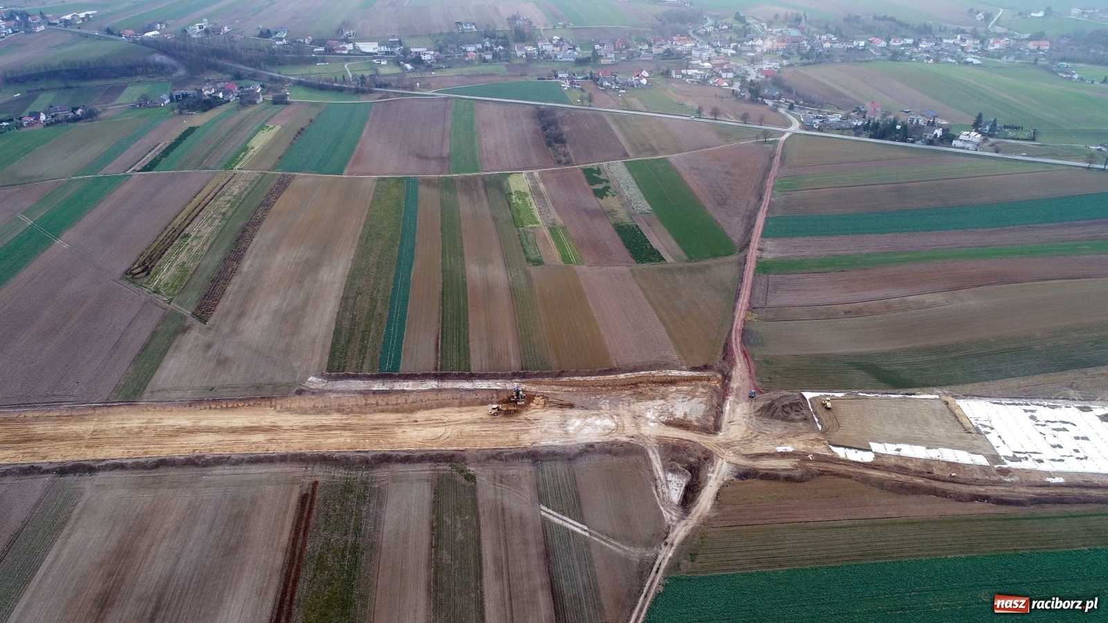Zdjęcie w galerii na portalu naszraciborz.pl: Wschodnia obwodnica Raciborza. Najnowszy raport z budowy [FOTO i WIDEO] wiadomości z regionu