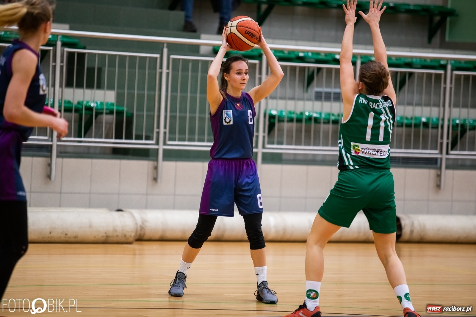 Zdjęcie w galerii na portalu naszraciborz.pl: Koszykarki RKK AZS Racibórz przegrały z KS Pogoń Ruda Śląska wiadomości z regionu