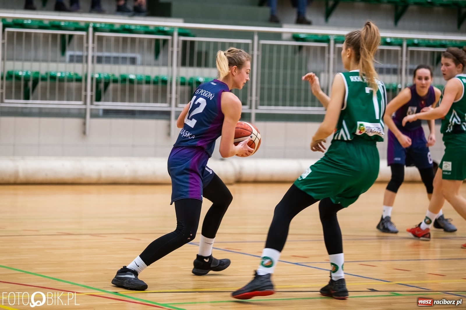 Zdjęcie w galerii na portalu naszraciborz.pl: Koszykarki RKK AZS Racibórz przegrały z KS Pogoń Ruda Śląska wiadomości z regionu