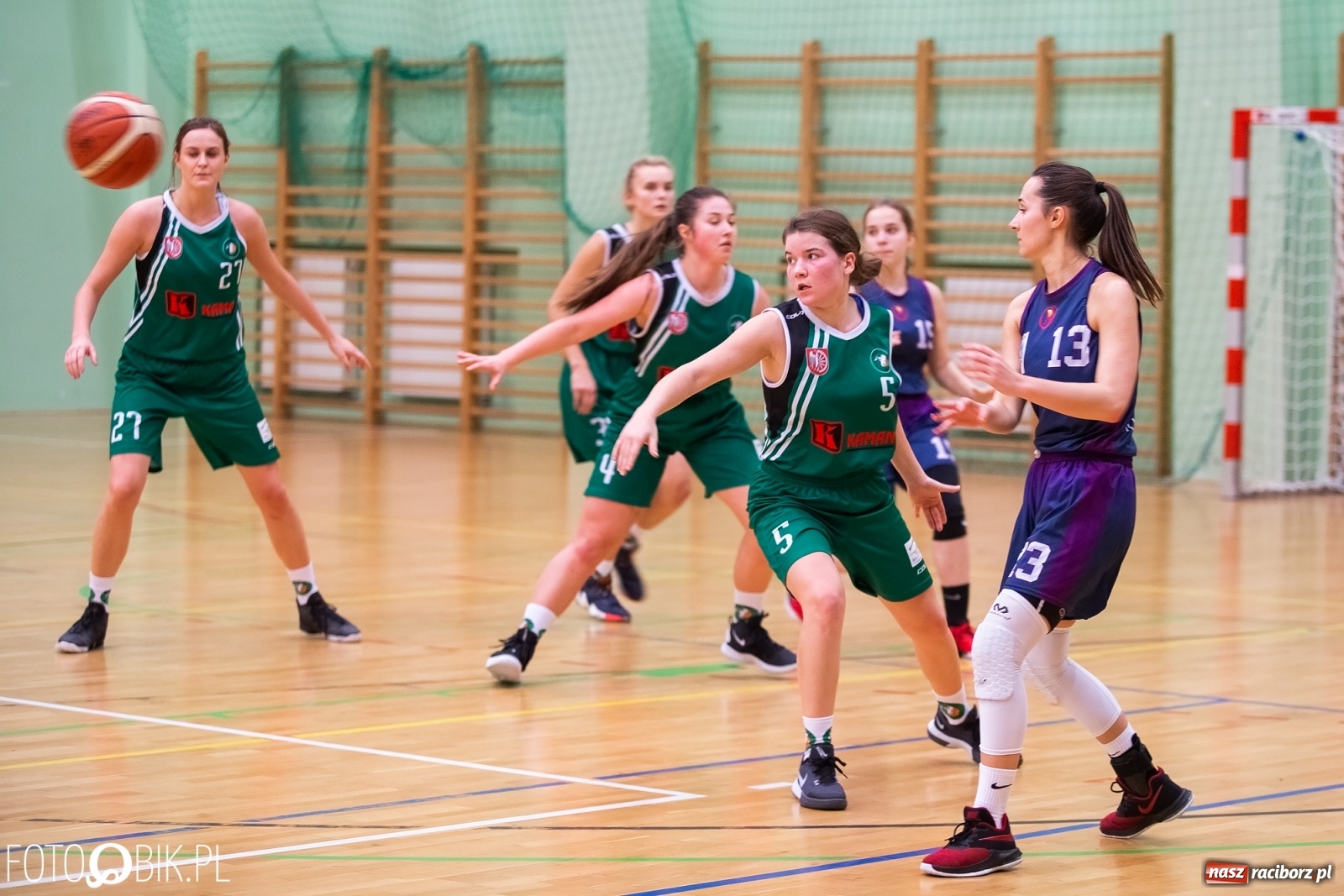 Zdjęcie w galerii na portalu naszraciborz.pl: Koszykarki RKK AZS Racibórz przegrały z KS Pogoń Ruda Śląska wiadomości z regionu