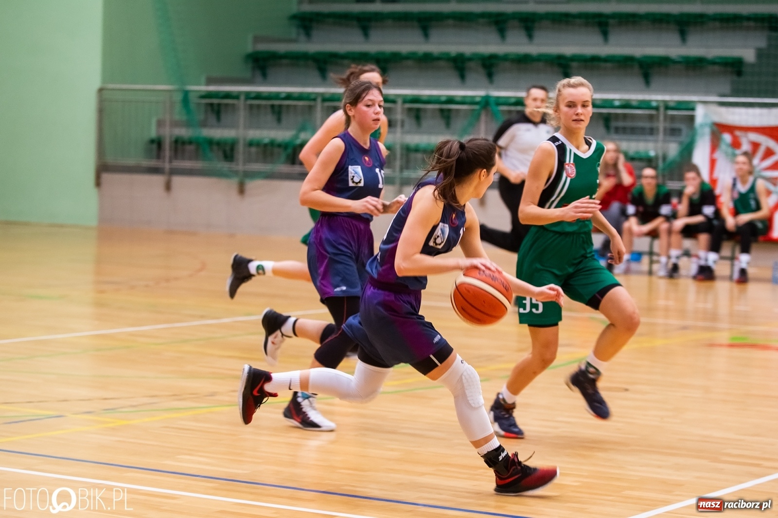 Zdjęcie w galerii na portalu naszraciborz.pl: Koszykarki RKK AZS Racibórz przegrały z KS Pogoń Ruda Śląska wiadomości z regionu