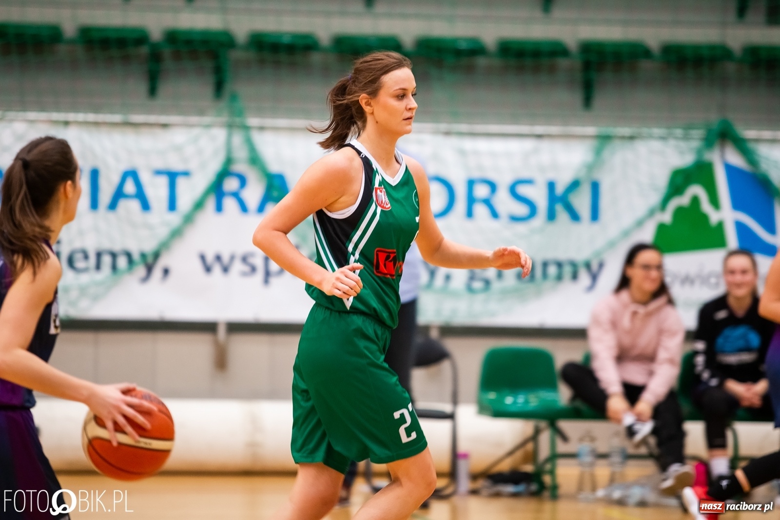 Zdjęcie w galerii na portalu naszraciborz.pl: Koszykarki RKK AZS Racibórz przegrały z KS Pogoń Ruda Śląska wiadomości z regionu