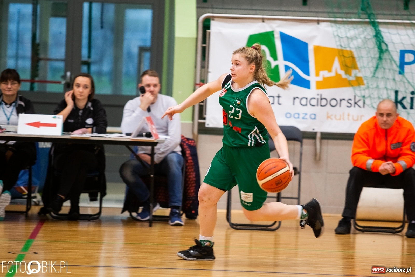 Zdjęcie w galerii na portalu naszraciborz.pl: Koszykarki RKK AZS Racibórz przegrały z KS Pogoń Ruda Śląska wiadomości z regionu