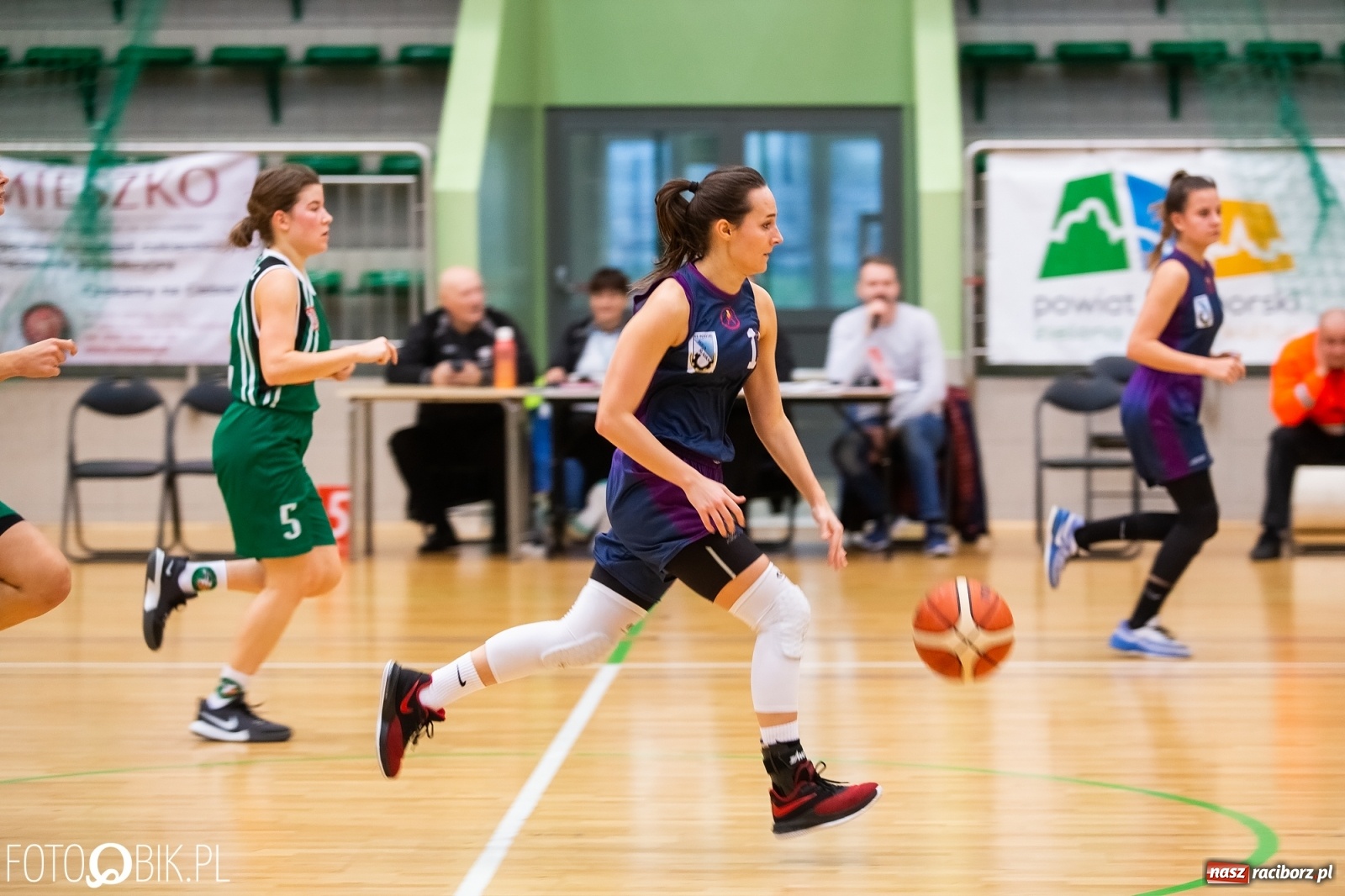 Zdjęcie w galerii na portalu naszraciborz.pl: Koszykarki RKK AZS Racibórz przegrały z KS Pogoń Ruda Śląska wiadomości z regionu