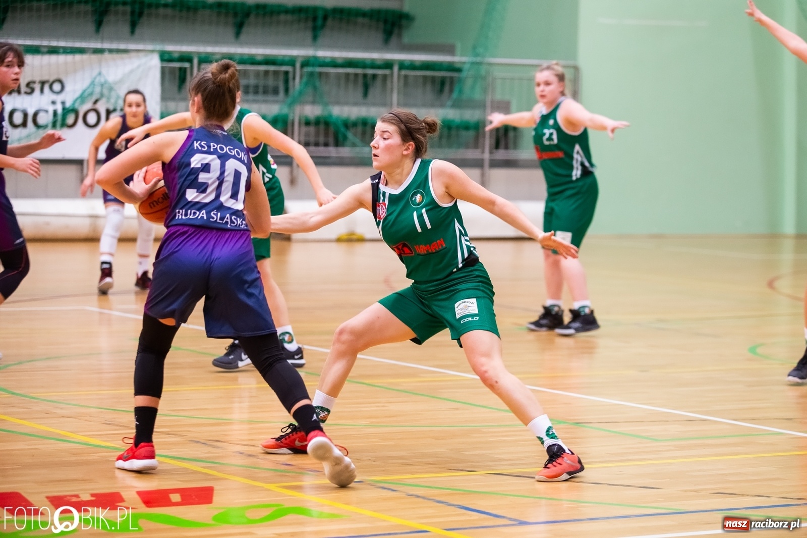 Zdjęcie w galerii na portalu naszraciborz.pl: Koszykarki RKK AZS Racibórz przegrały z KS Pogoń Ruda Śląska wiadomości z regionu
