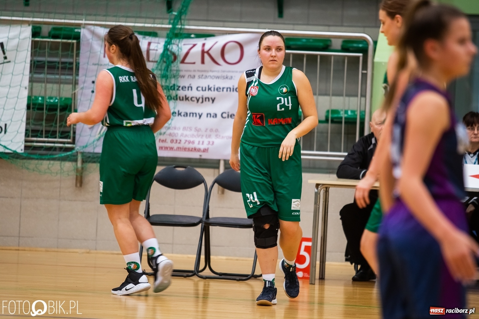 Zdjęcie w galerii na portalu naszraciborz.pl: Koszykarki RKK AZS Racibórz przegrały z KS Pogoń Ruda Śląska wiadomości z regionu