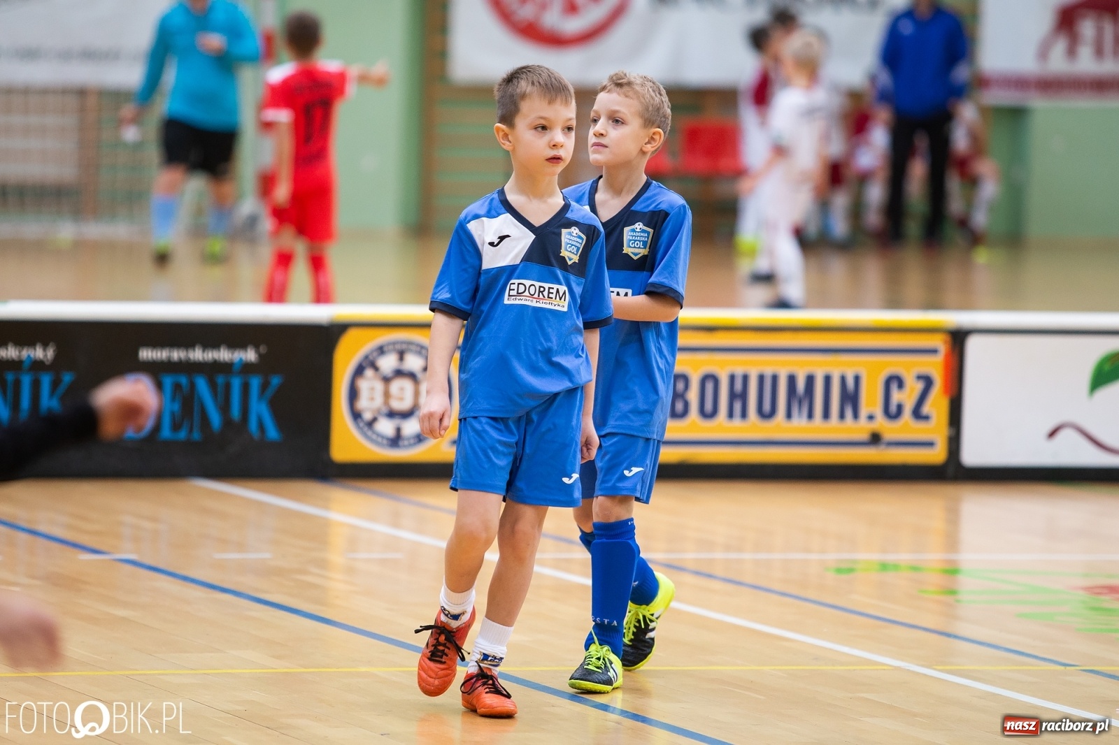 Zdjęcie w galerii na portalu naszraciborz.pl: Drugi dzień zmagań piłkarskich w Arenie Rafako wiadomości z regionu