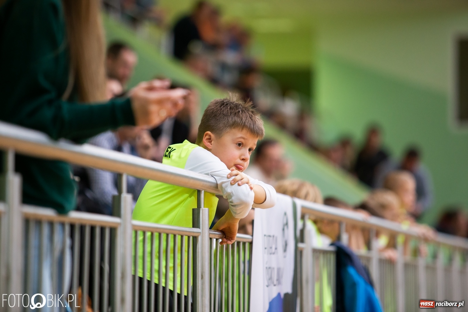 Zdjęcie w galerii na portalu naszraciborz.pl: Drugi dzień zmagań piłkarskich w Arenie Rafako wiadomości z regionu