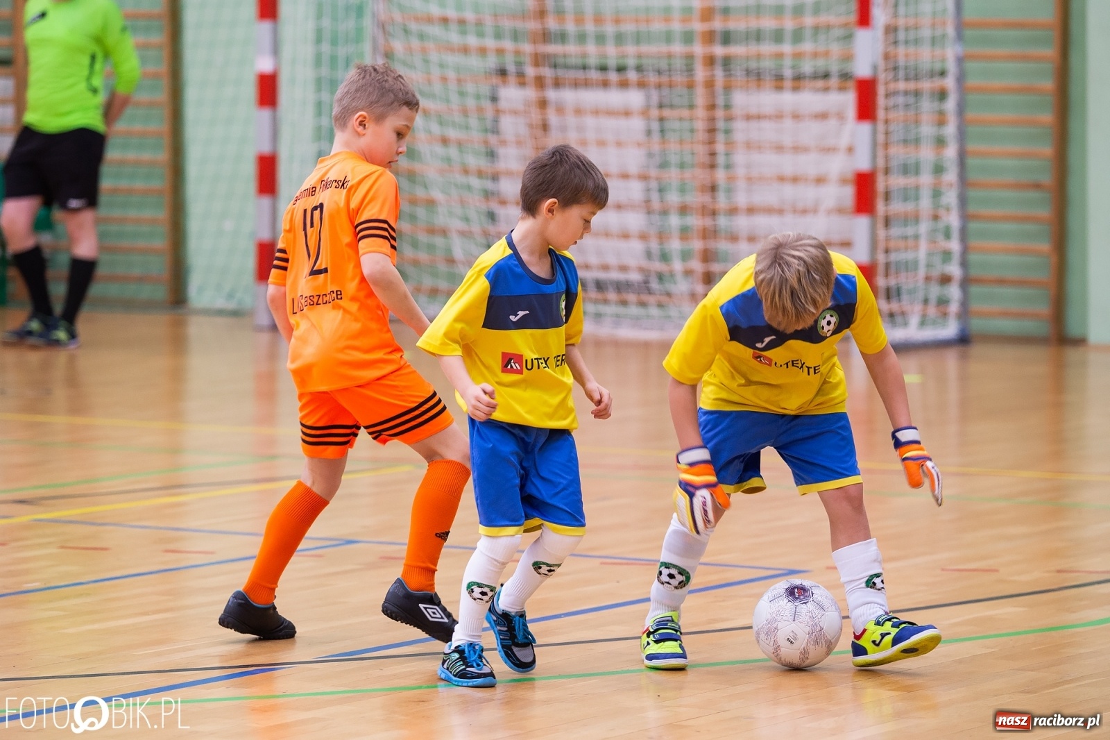 Zdjęcie w galerii na portalu naszraciborz.pl: Drugi dzień zmagań piłkarskich w Arenie Rafako wiadomości z regionu