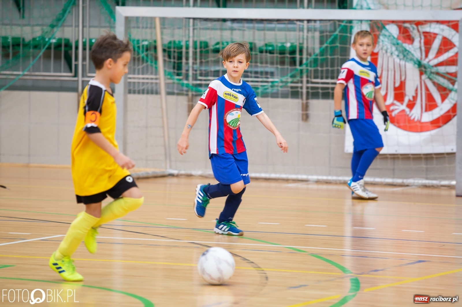 Zdjęcie w galerii na portalu naszraciborz.pl: Drugi dzień zmagań piłkarskich w Arenie Rafako wiadomości z regionu