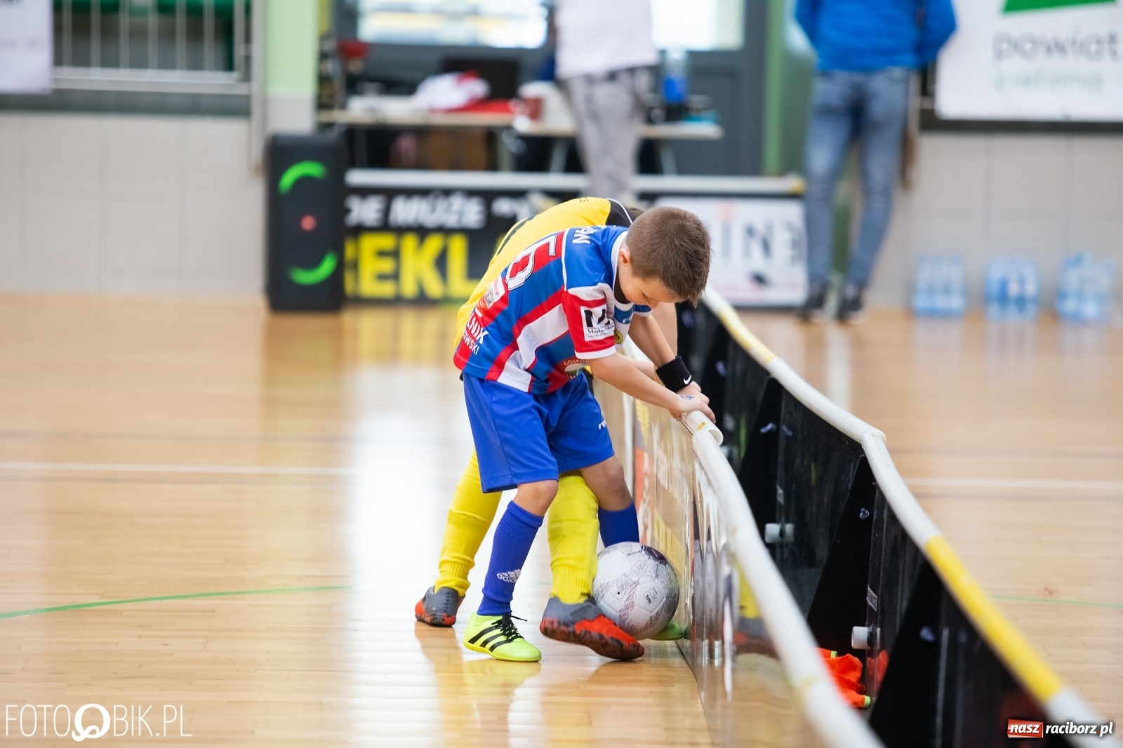 Zdjęcie w galerii na portalu naszraciborz.pl: Drugi dzień zmagań piłkarskich w Arenie Rafako wiadomości z regionu