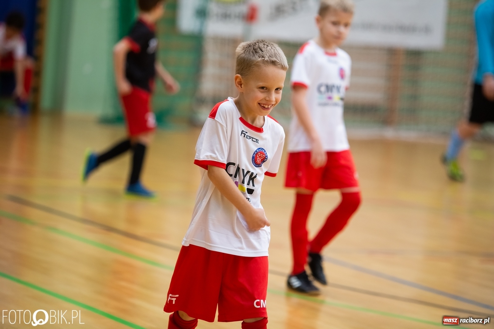 Zdjęcie w galerii na portalu naszraciborz.pl: Drugi dzień zmagań piłkarskich w Arenie Rafako wiadomości z regionu