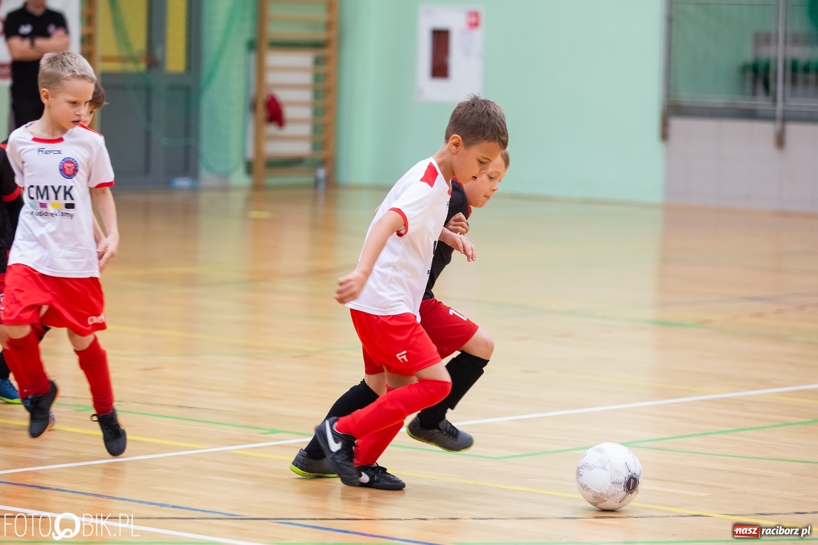 Zdjęcie w galerii na portalu naszraciborz.pl: Drugi dzień zmagań piłkarskich w Arenie Rafako wiadomości z regionu