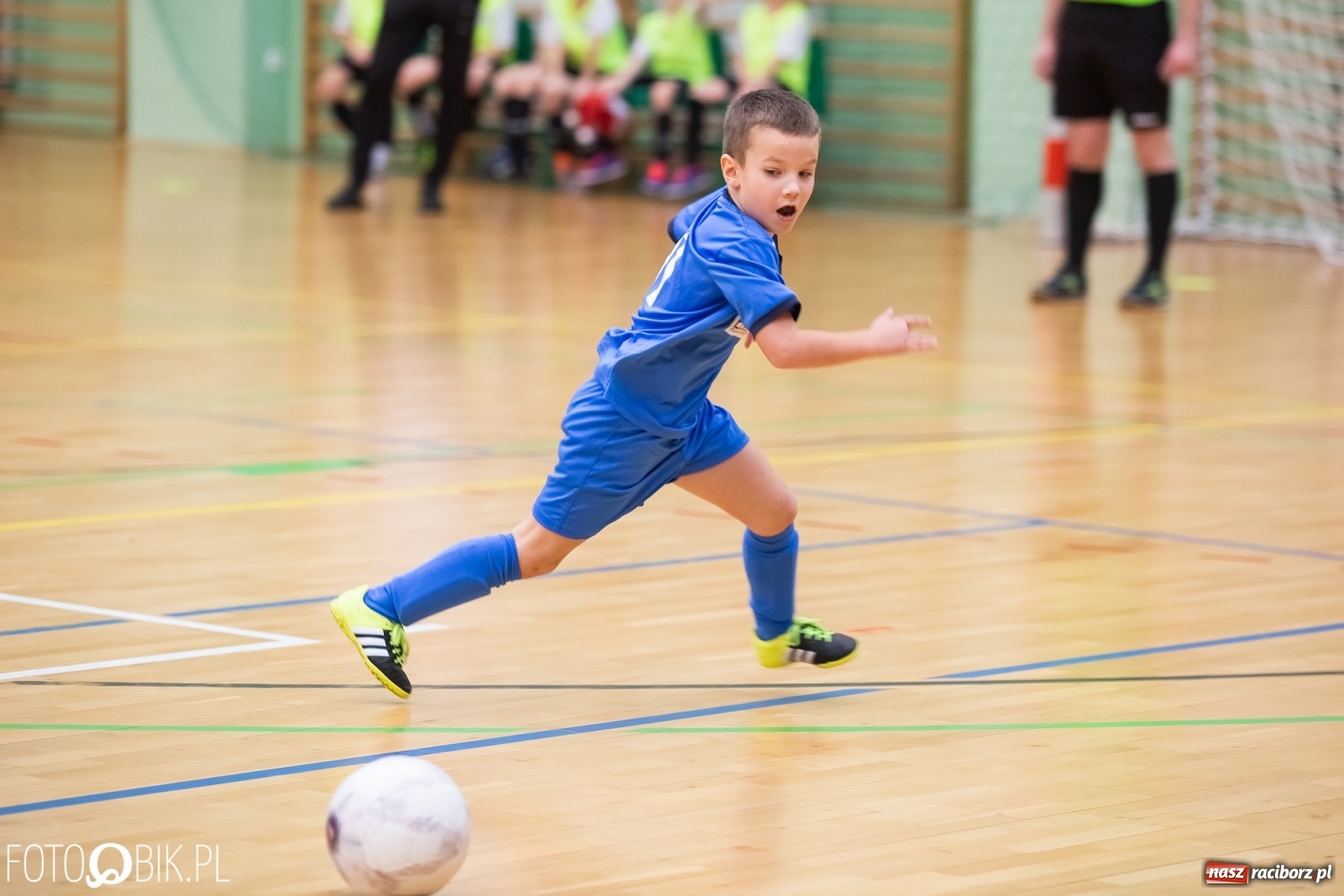 Zdjęcie w galerii na portalu naszraciborz.pl: Drugi dzień zmagań piłkarskich w Arenie Rafako wiadomości z regionu