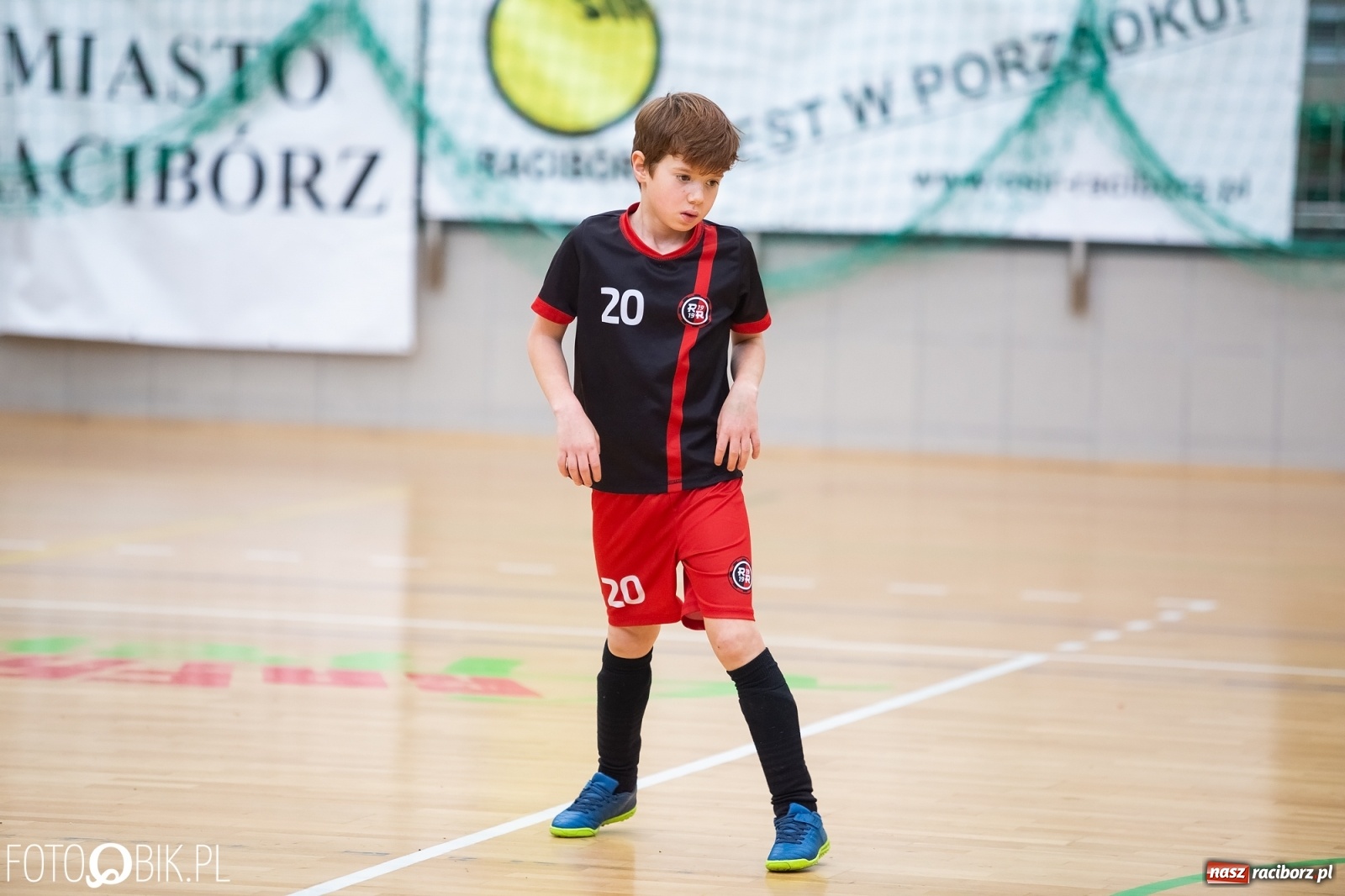 Zdjęcie w galerii na portalu naszraciborz.pl: Drugi dzień zmagań piłkarskich w Arenie Rafako wiadomości z regionu