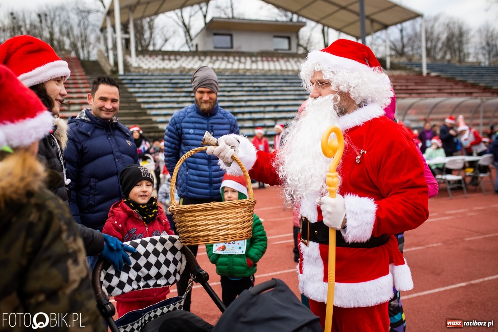 Zdjęcie w galerii na portalu naszraciborz.pl: Raciborski Bieg Mikołajkowy [FOTO i WIDEO] wiadomości z regionu