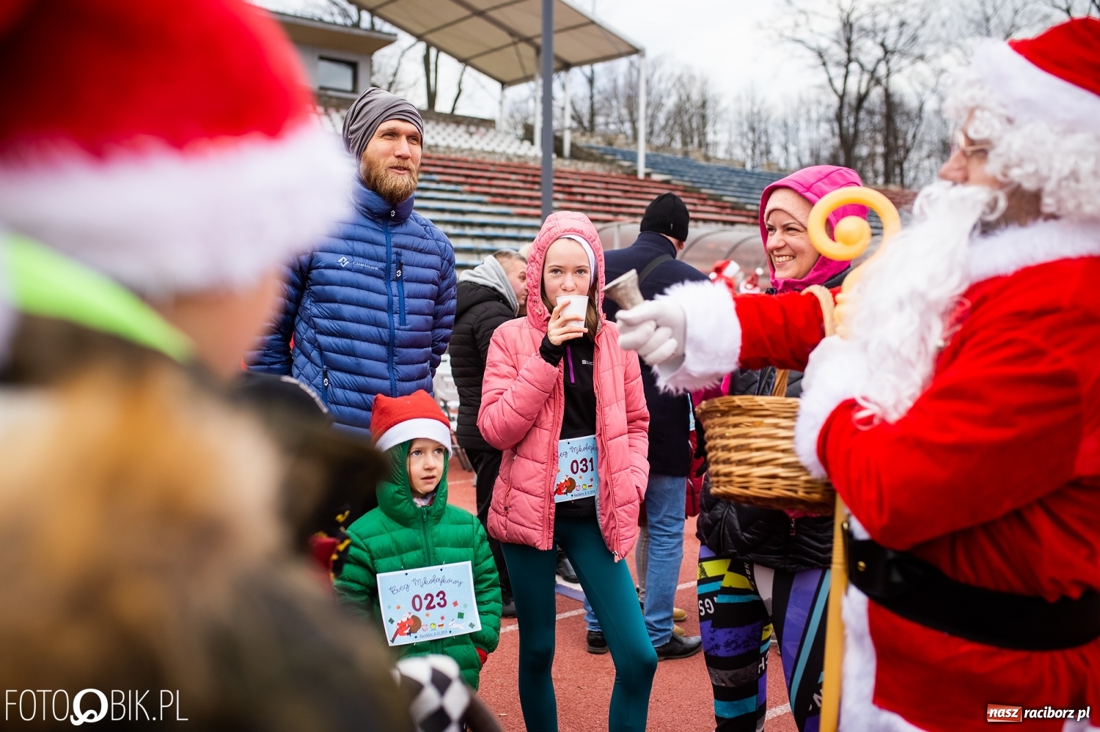 Zdjęcie w galerii na portalu naszraciborz.pl: Raciborski Bieg Mikołajkowy [FOTO i WIDEO] wiadomości z regionu