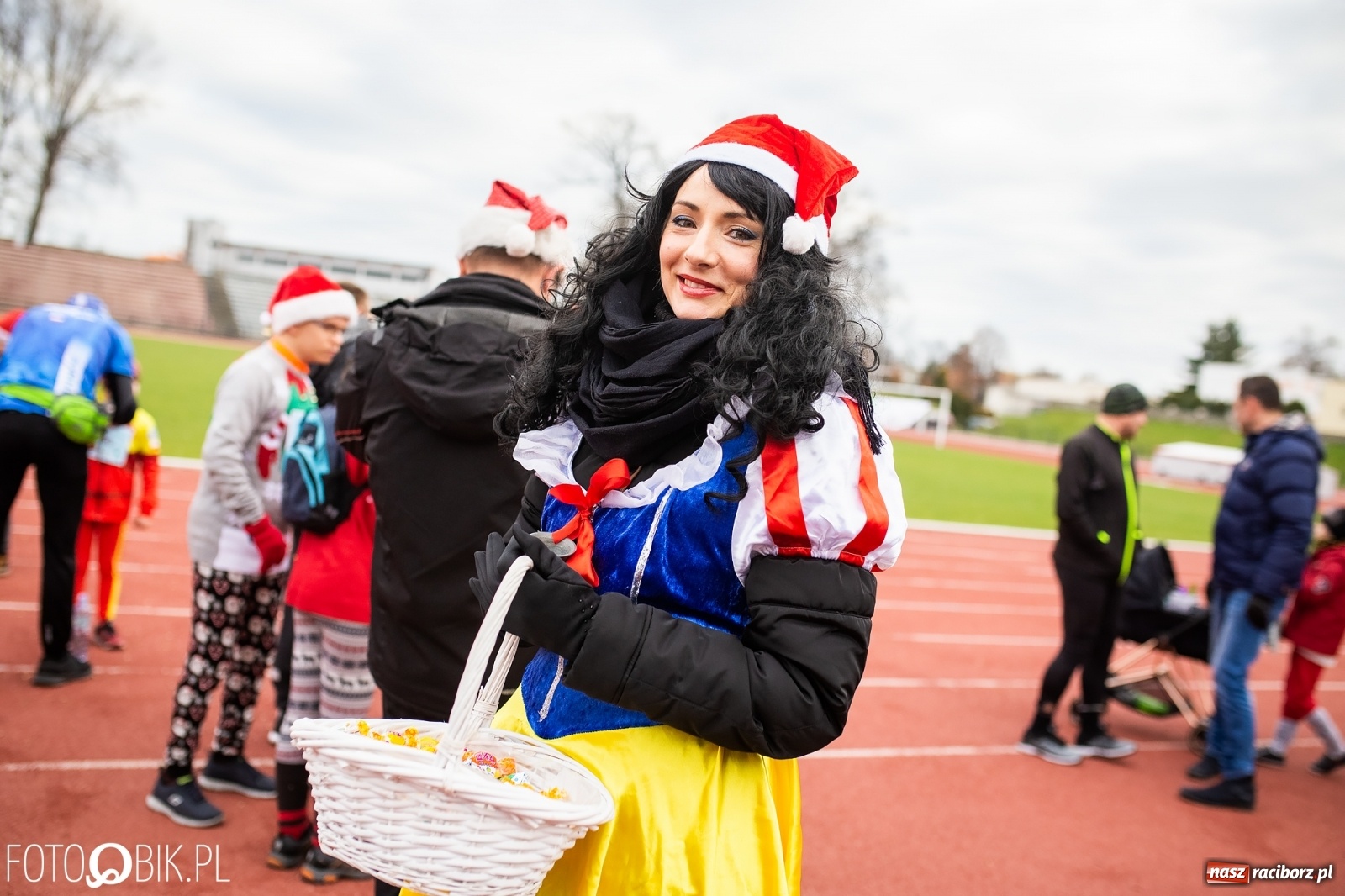 Zdjęcie w galerii na portalu naszraciborz.pl: Raciborski Bieg Mikołajkowy [FOTO i WIDEO] wiadomości z regionu