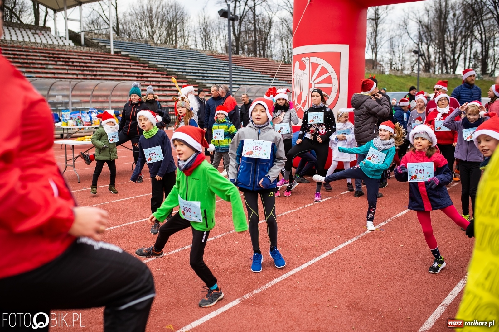 Zdjęcie w galerii na portalu naszraciborz.pl: Raciborski Bieg Mikołajkowy [FOTO i WIDEO] wiadomości z regionu